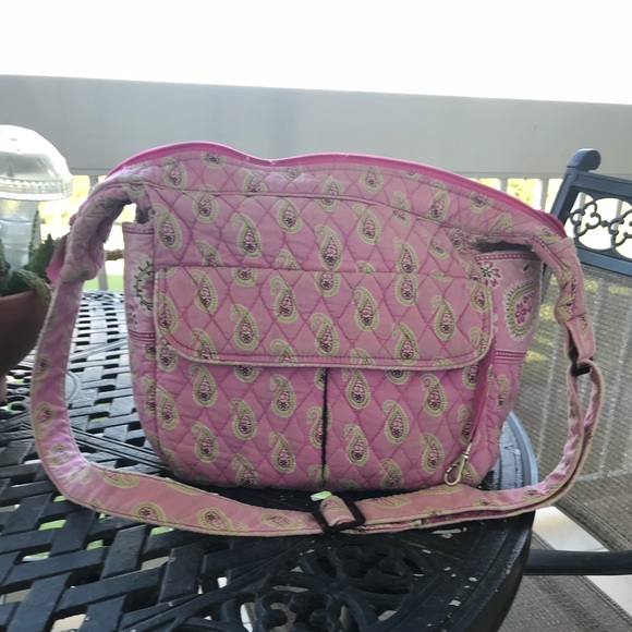 Vera Bradley Handbags - 🌸 Vera Bradley paisley diaper bag purse crossbody